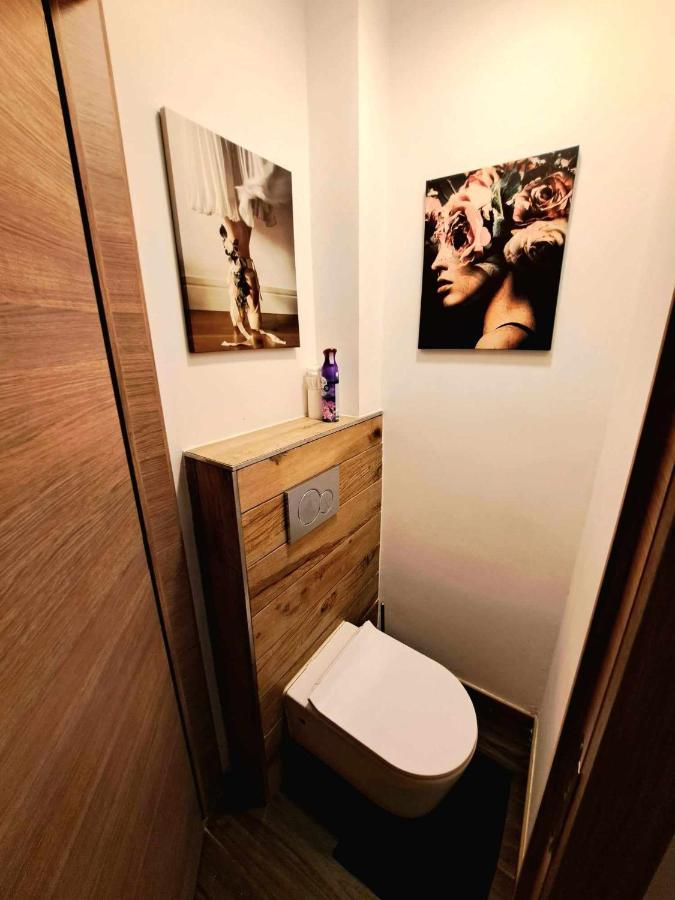 Petite Chambre Dans Une Jolie Colocation Lieja Exterior foto