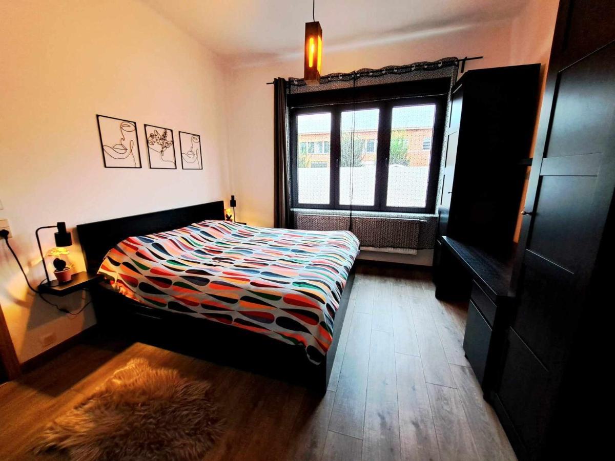 Petite Chambre Dans Une Jolie Colocation Lieja Exterior foto